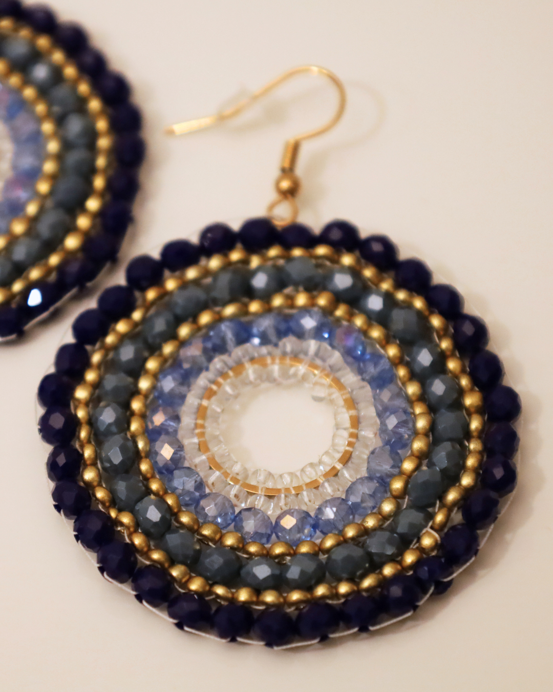 Boho-Ohrringe Dunkelblau-Gold